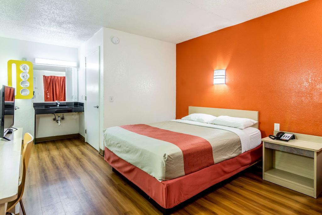 Motel 6 Little Rock North North Little Rock Bagian luar foto