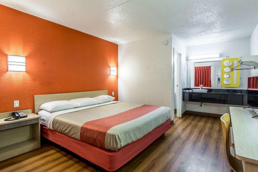 Motel 6 Little Rock North North Little Rock Bagian luar foto